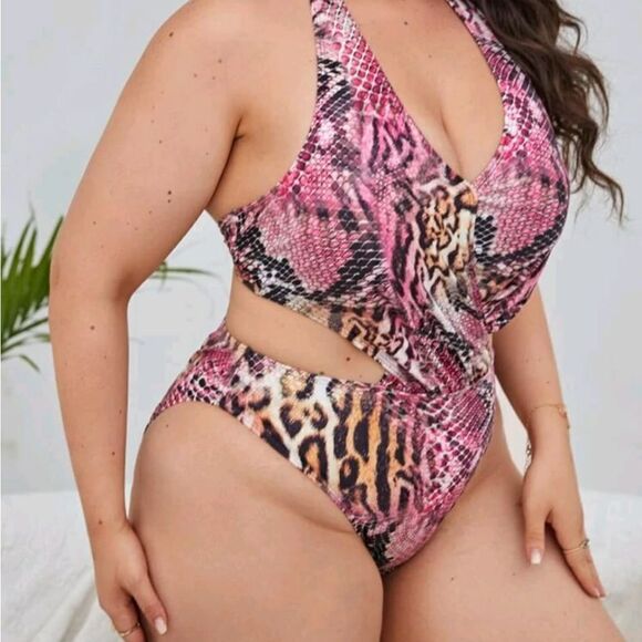 Plus size tropical print bathing suit 1X - Picture 3 of 5